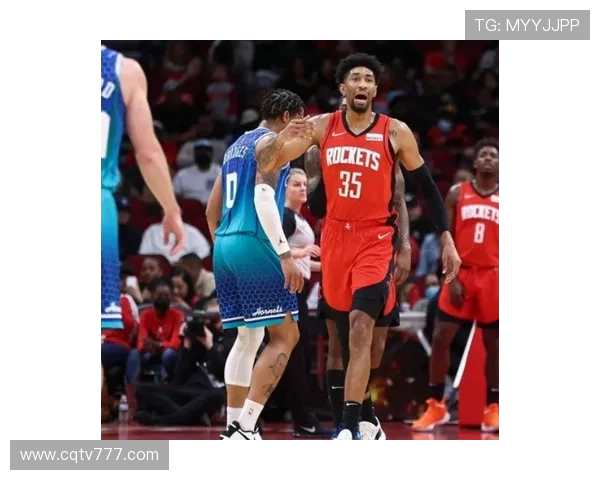 NBA火箭队对阵夏洛特黄蜂队的精彩比赛回顾
